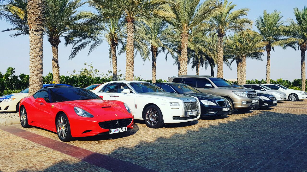 Which color is more in demand in new cars for sale in Dubai?