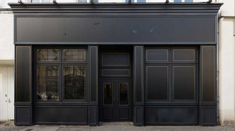 Choose the Right Type of Shop Front for Your Store