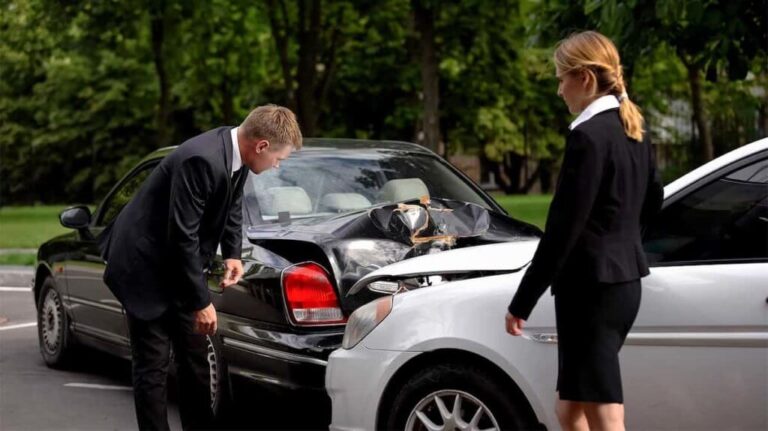 5 Reasons Why You Have To Hire A Auto Accident Lawyer