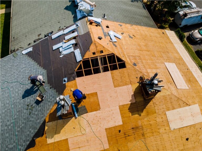 How to Choose the Right Roofing Company for Your Home Renovation