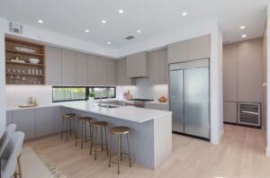 What Should You Know Before Hiring a Custom Home Builder in Austin? A Friendly Guide