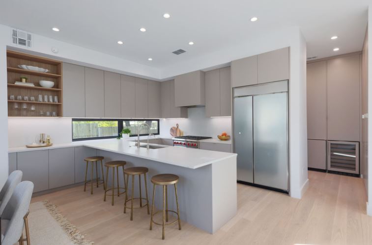 What Should You Know Before Hiring a Custom Home Builder in Austin? A Friendly Guide