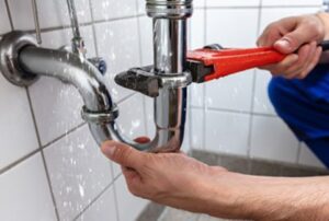 How Do You Spot a Leak? A Friendly Guide to Leak Detection in Naples, FL